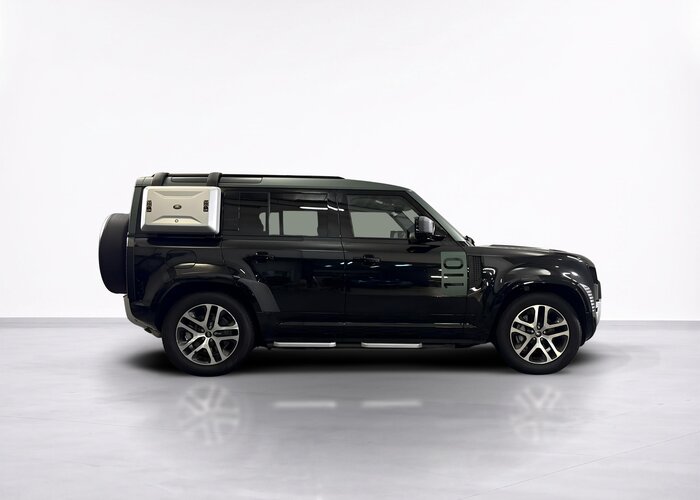 Land Rover Defender 2023 benzină, 69.900 € — imagine 33