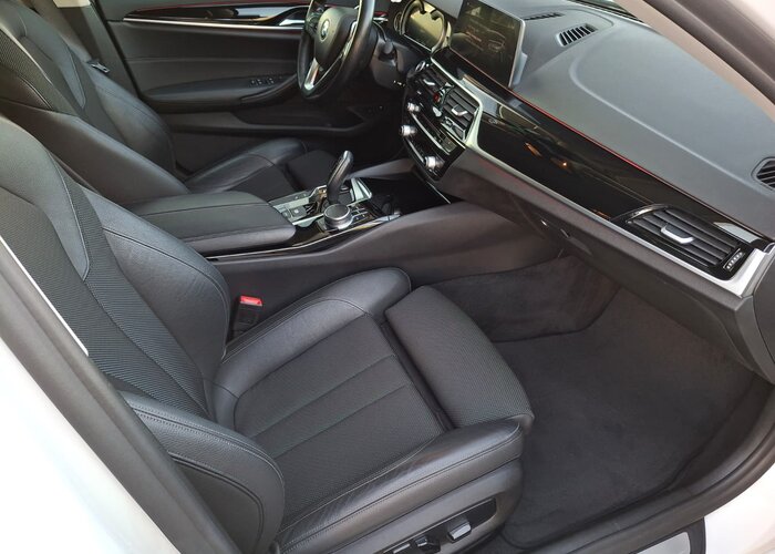 BMW Seria 5 2018 — imagine 41