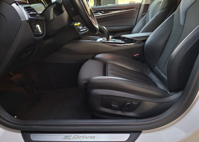BMW Seria 5 2018 — imagine 53