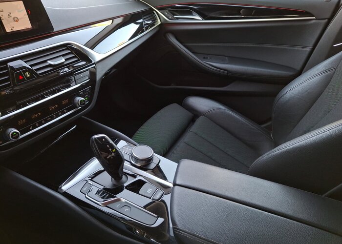 BMW Seria 5 2018 — imagine 57