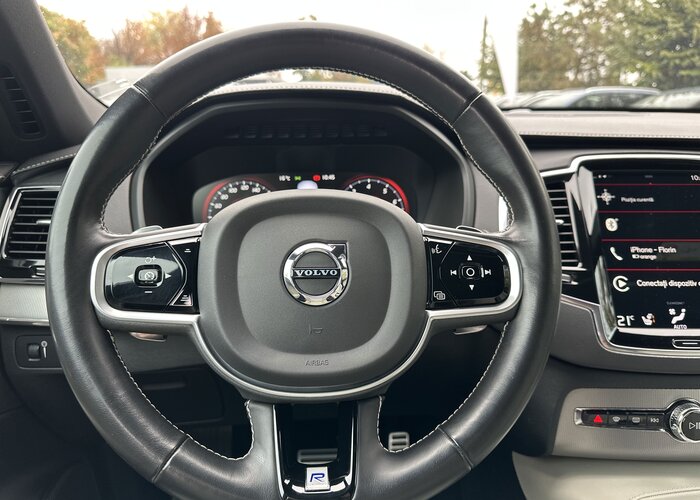 VOLVO XC90 2020 — imagine 42