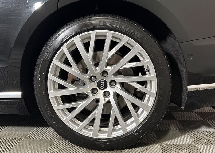 AUDI A8 2021 — imagine 13