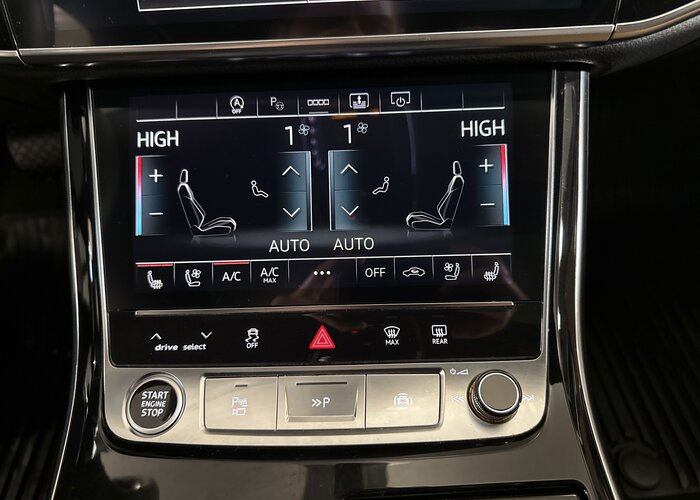 AUDI A8 2021 — imagine 18