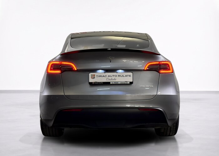 TESLA Model Y 2023 — imagine 24