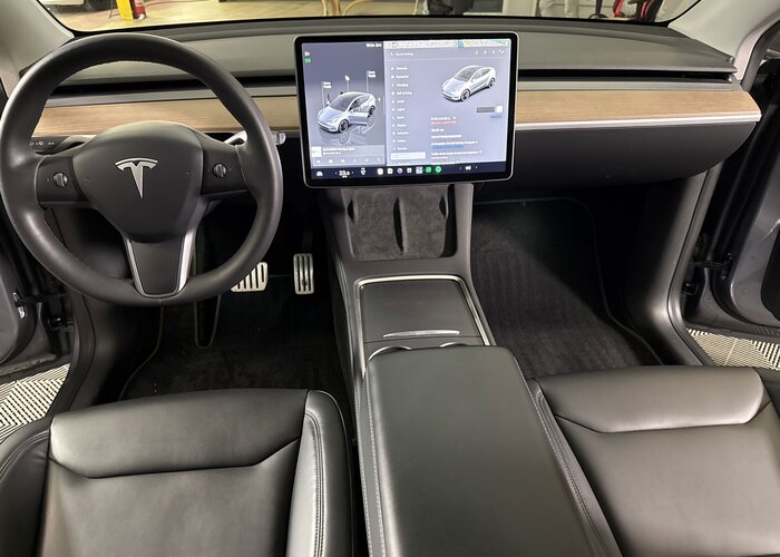 TESLA Model Y 2023 — imagine 29