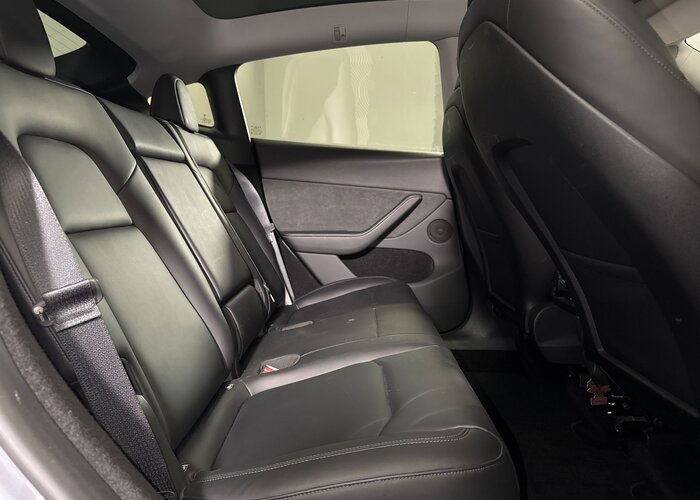 TESLA Model Y 2023 — imagine 39