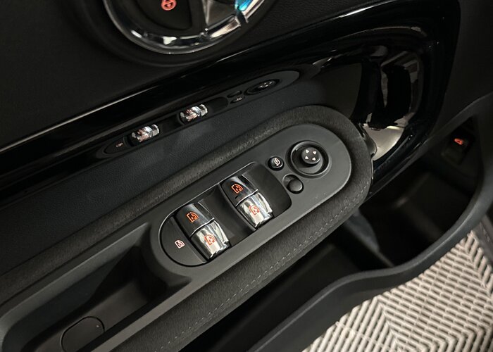 MINI Countryman 2020 benzină, 24.790 € — imagine 13