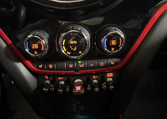 MINI Countryman 2020 benzină, 24.790 € — imagine 18
