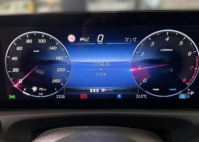 MERCEDES-BENZ A-Class 2023 — imagine 33