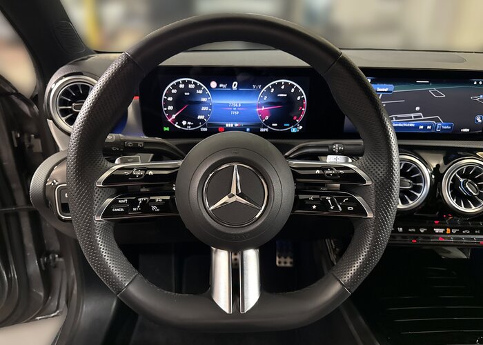 MERCEDES-BENZ A-Class 2023 — imagine 38