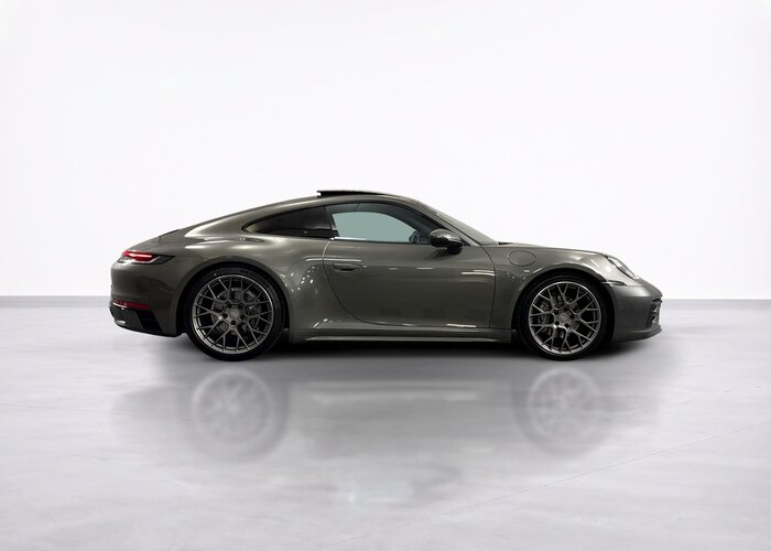 PORSCHE 911 2023 — imagine 31