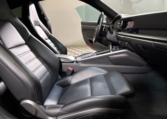 PORSCHE 911 2023 — imagine 36
