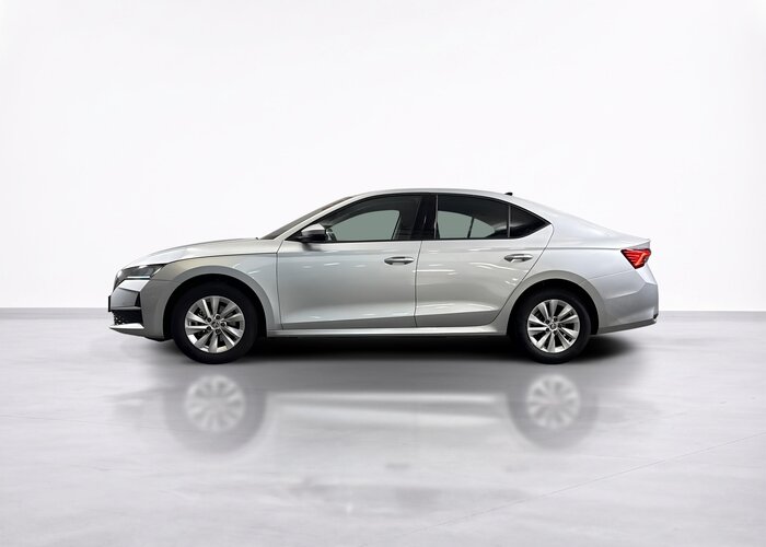SKODA Octavia 2024 — imagine 2