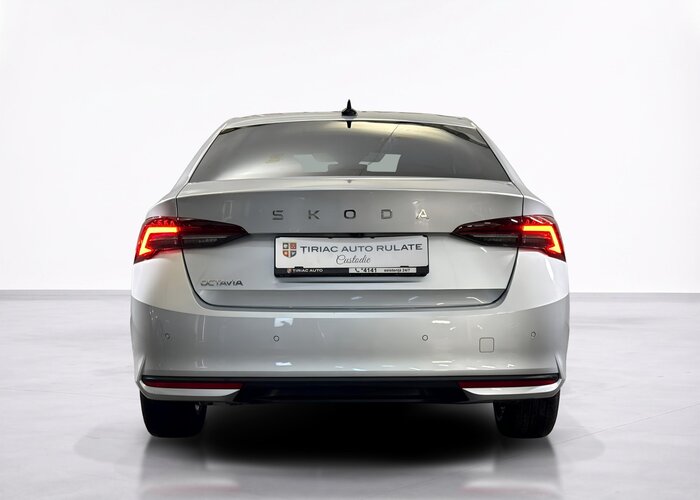 SKODA Octavia 2024 — imagine 4