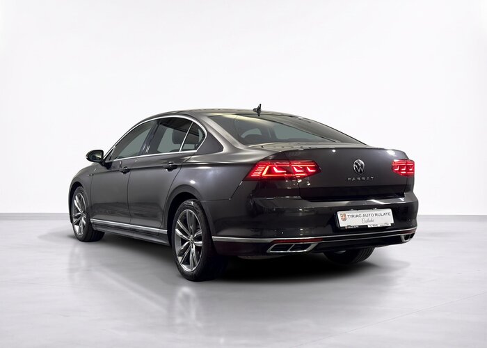 VOLKSWAGEN Passat 2021 — imagine 24