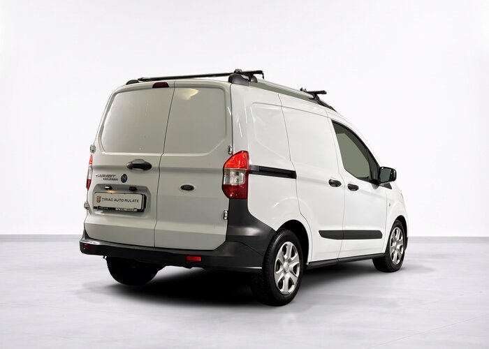 FORD Transit Courier 2020 — imagine 5