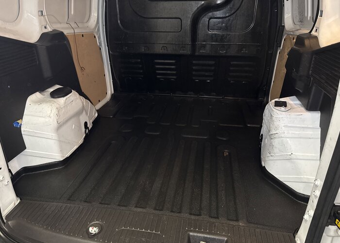 FORD Transit Courier 2020 — imagine 17