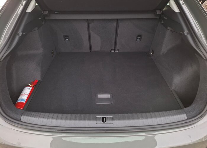 Audi Q3 2024 benzină, 29.900 € — imagine 99