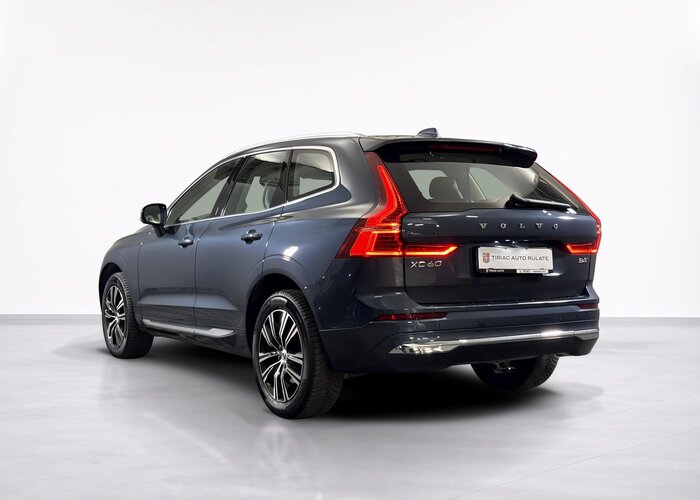 VOLVO XC60 2021 — imagine 3